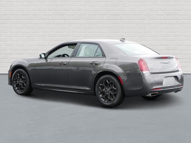 Used 2021 Chrysler 300 Touring with VIN 2C3CCARG7MH620358 for sale in South Saint Paul, Minnesota